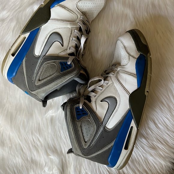 Nike Air flight Mens size 11.5. White/blue/gray vintage - Picture 2 of 10